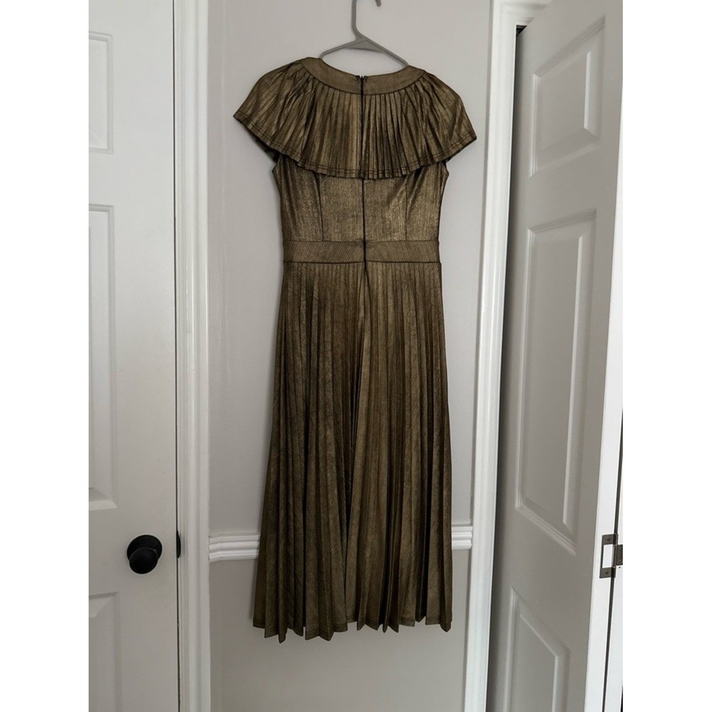 Ivy City Co Dance The Night Away Midi Dress Gold Metallic Pleated Women XS NWT - Picture 5 of 5